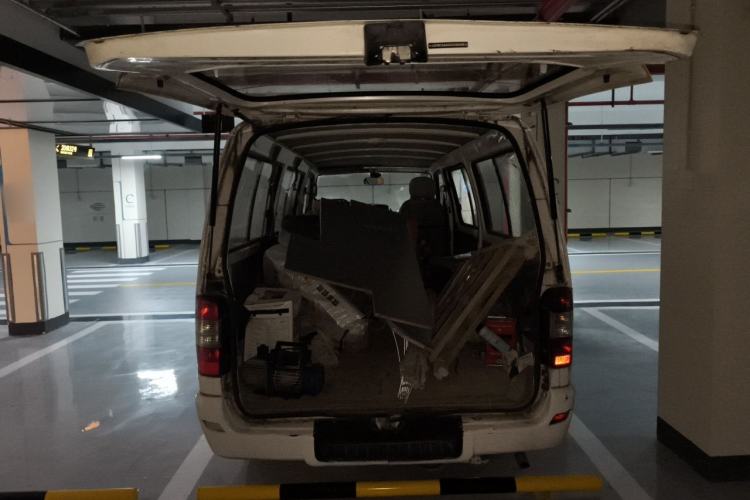 Used Jinbei Hiace 2014 2.0L 5th Generation Kuaiyunwang Business Version 4G19 Trunk