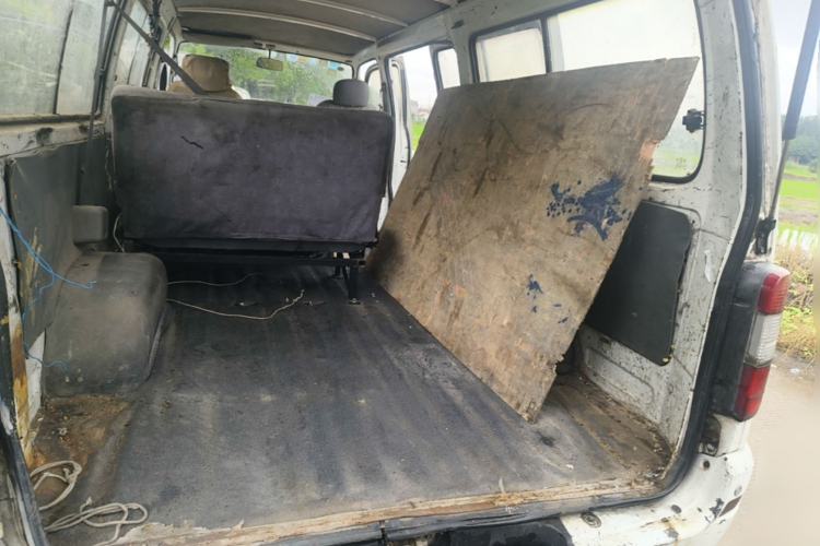 Used Jinbei Hiace 2014 2.0L Fifth-Generation Power King Classic V19 Trunk