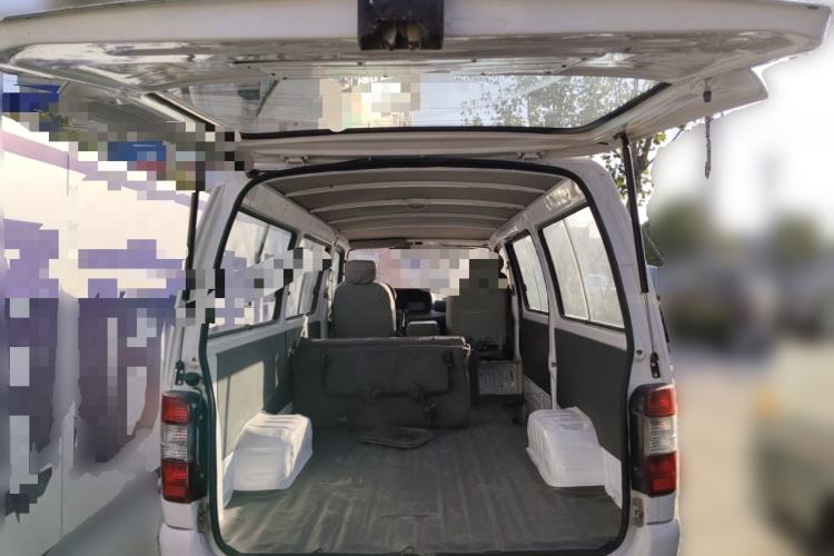 Used Jinbei Hiace 2014 2.0L 5th Generation Kuaiyunwang Business Version 4G21B Trunk