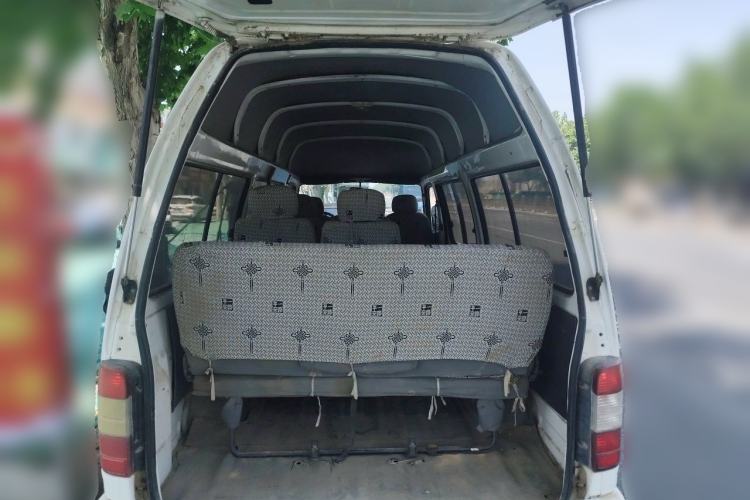 Used Jinbei Hiace 2014 2.0L 5th Generation Kuaiyunwang Business Version 4G20B Trunk