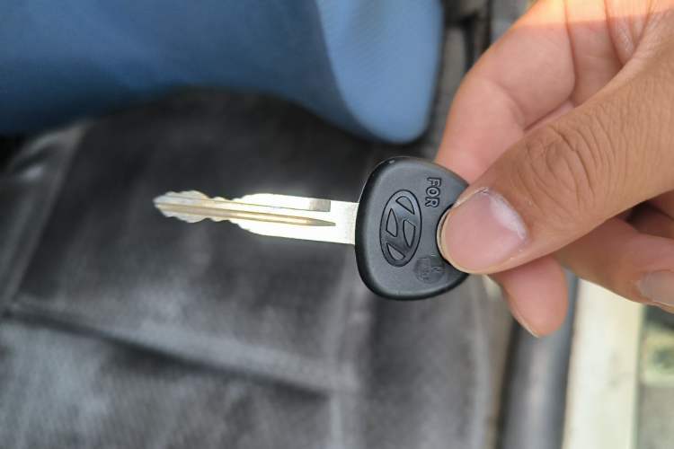 Used Jinbei Hiace 2014 2.0L Fifth-Generation Xiangyun Comfort Type 1 4G21C Vehicle Key