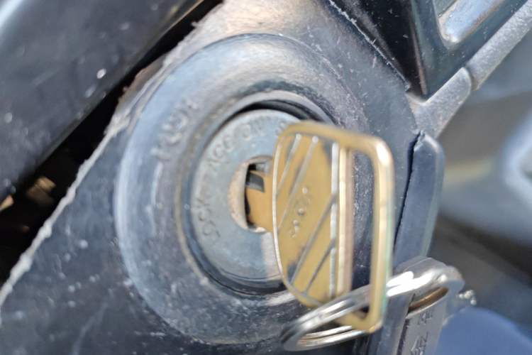 Used Jinbei Hiace 2014 2.0L Fifth-Generation Power King Classic 4G20D4B Vehicle Key
