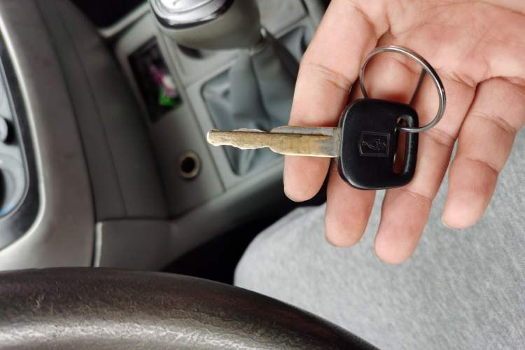 Used Jinbei Hiace 2014 2.0L 5th Generation Kuaiyunwang Business Version 4G20B Vehicle Key