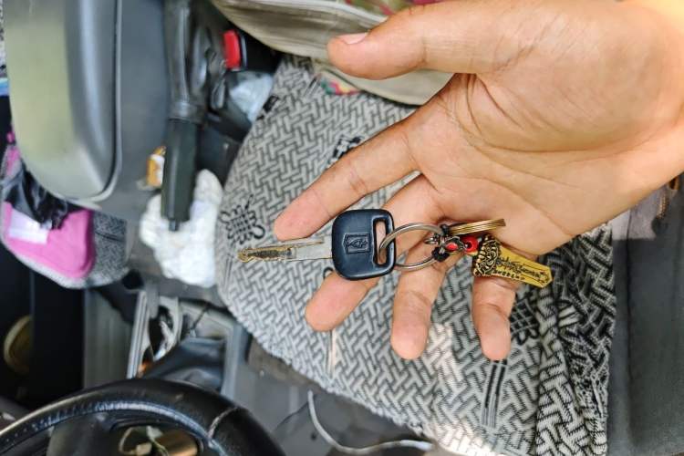 Used Jinbei Hiace 2014 2.0L 5th Generation Kuaiyunwang Business Version 4G20B Vehicle Key