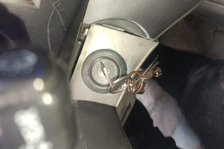 Used Jinbei Hiace 2014 2.0L Fifth-Generation Xiangyun Comfort Type 1 4G20C Vehicle Key