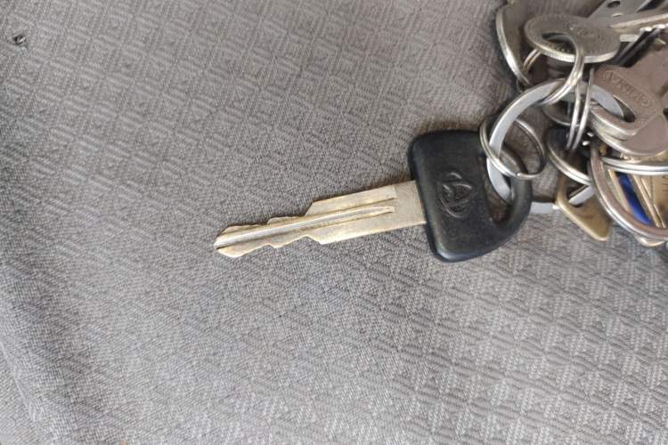 Used Jinbei Hiace 2014 2.0L Fifth-Generation Xiangyun Comfort Type 1 4G20C Vehicle Key