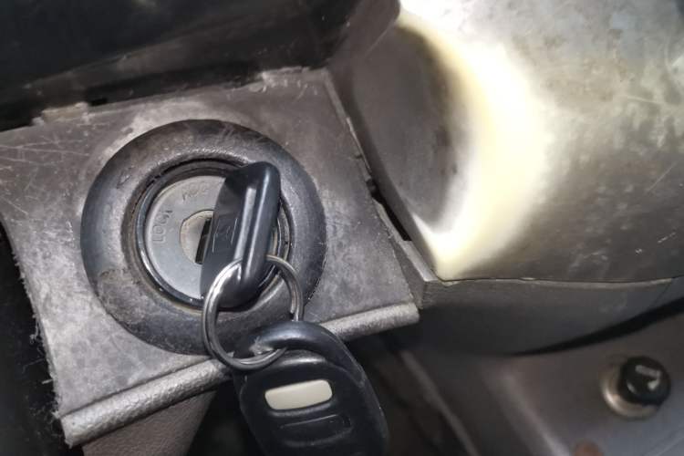 Used Jinbei Hiace 2014 2.0L 5th Generation Kuaiyunwang Business Version 4G20B Vehicle Key