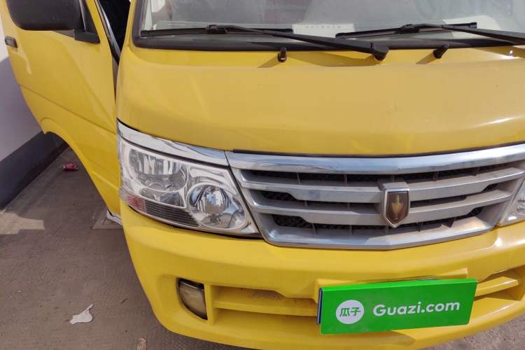 Used Jinbei Hiace 2014 2.0L Fifth-Generation Xiangyun Comfort Type 1 4G20C Engine Bay Right
