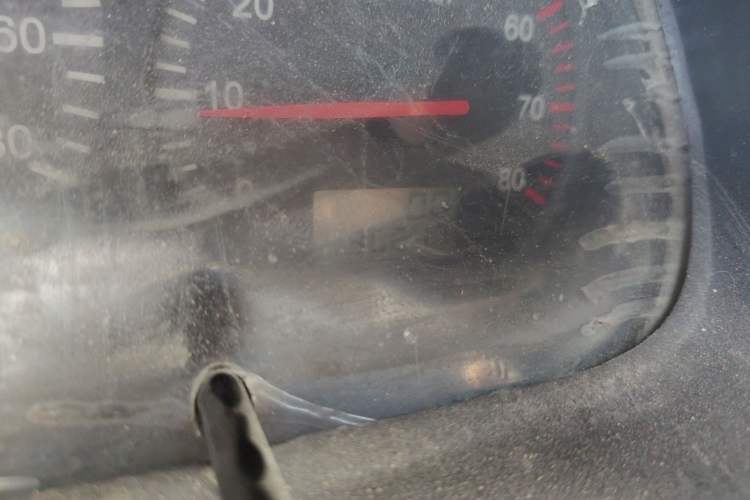 Used Jinbei Hiace 2014 2.0L Fifth-Generation Xiangyun Comfort Type 1 4G20C Odometer Close Up