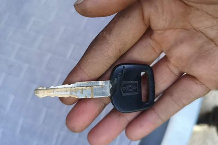 Used Jinbei Hiace 2014 2.0L 5th Generation Kuaiyunwang Business Version 4G19 Vehicle Key
