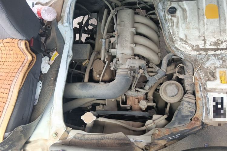 Used Jinbei Hiace  Engine Bay