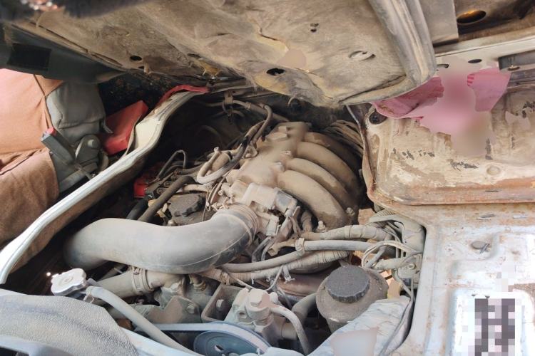 Used Jinbei Hiace  Engine Bay