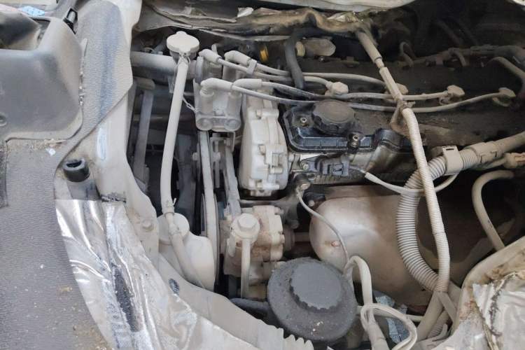 Used Jinbei Hiace  Engine Bay Right