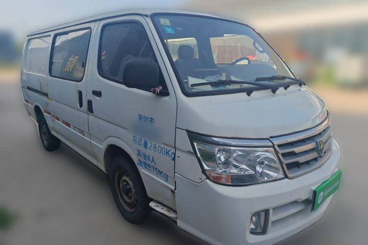 Used Jinbei Hiace  Front Right 45 Deg