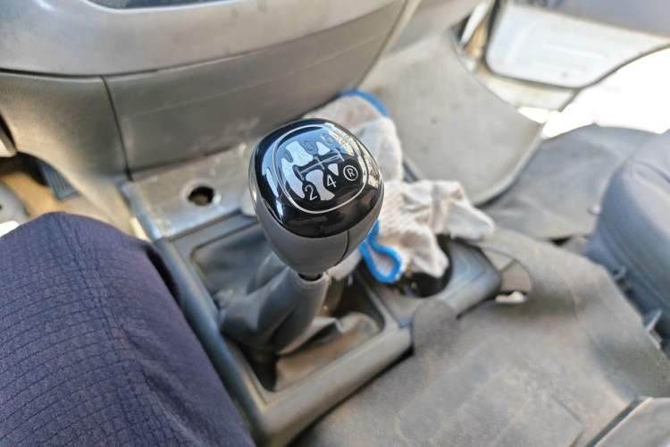 Used Jinbei Hiace  Gear Lever