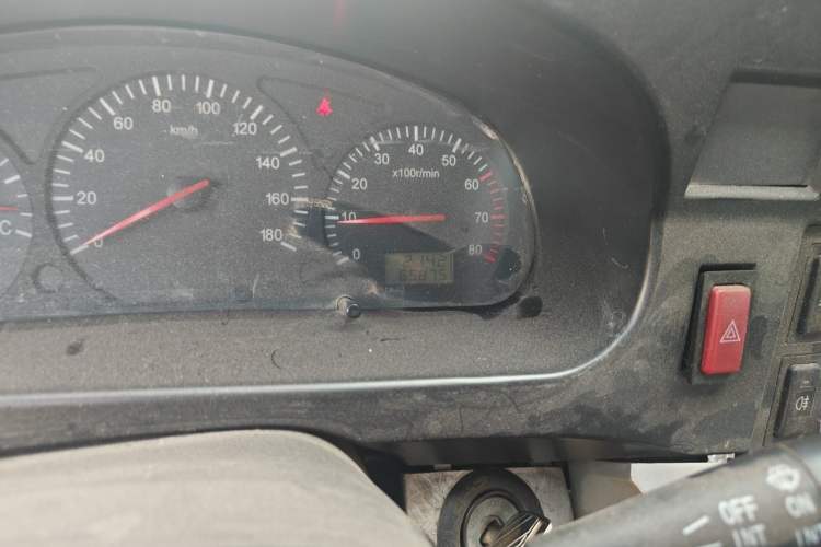 Used Jinbei Hiace  Odometer Close Up
