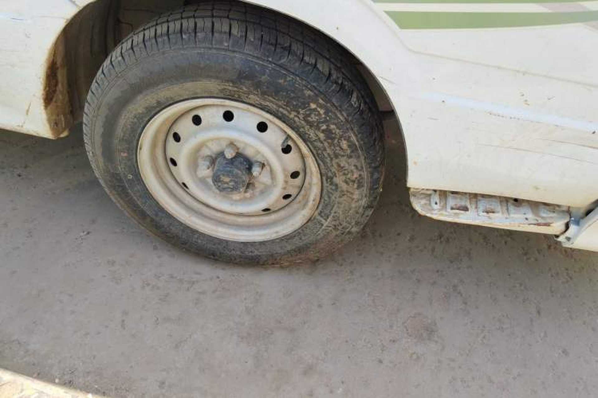 Used Jinbei Hiace  Right Front Wheel Hub