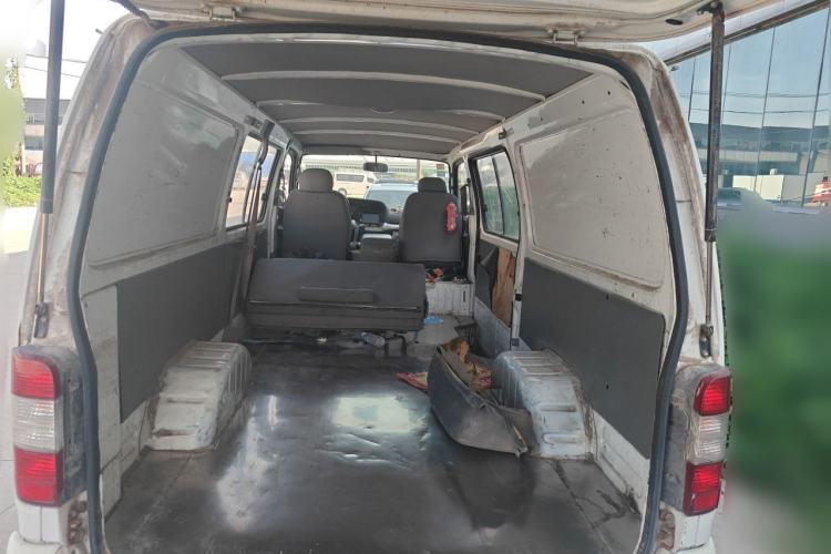 Used Jinbei Hiace  Trunk