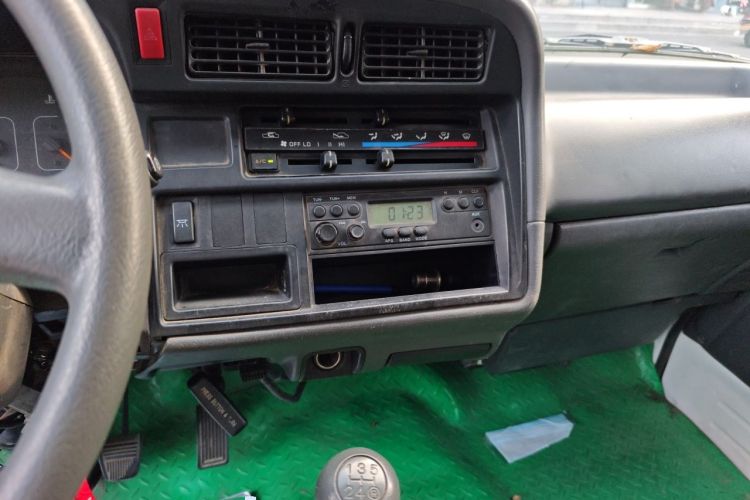 Used Jinbei Hiace  Audio And AC Panel