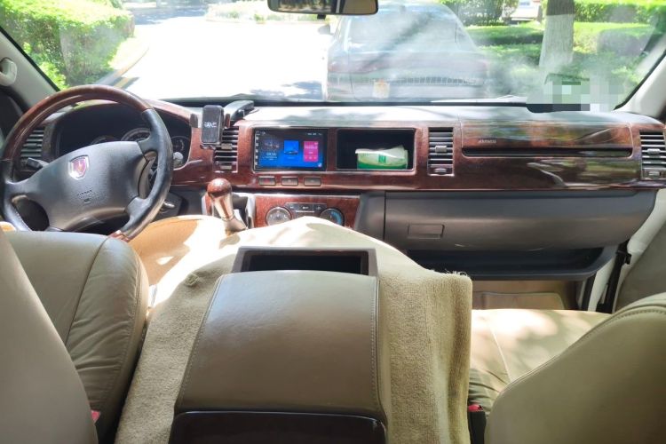Used Jinbei Hiace 2016 2.4L Da Hai Shi L Flagship Edition Center Console