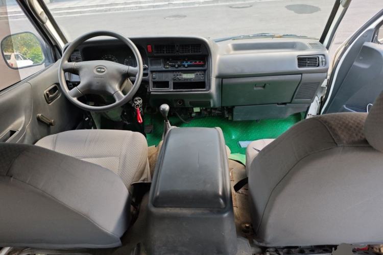 Used Jinbei Hiace  Center Console