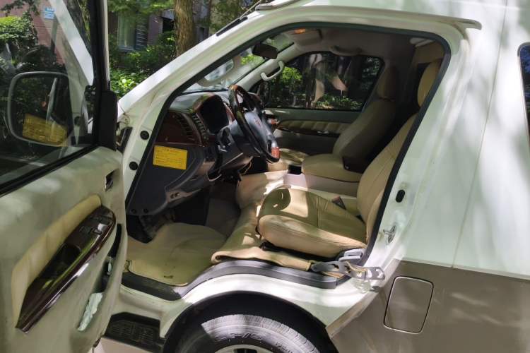 Used Jinbei Hiace 2016 2.4L Da Hai Shi L Flagship Edition Driver Seat