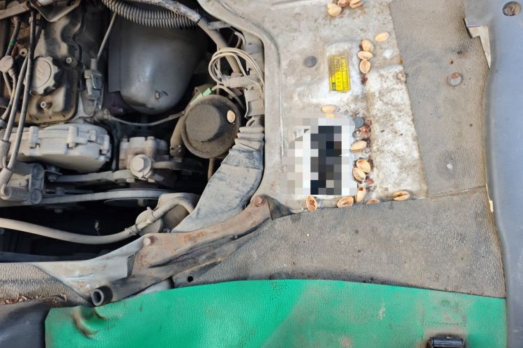 Used Jinbei Hiace  Engine Bay Left