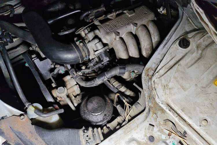 Used Jinbei Hiace  Engine Bay Left