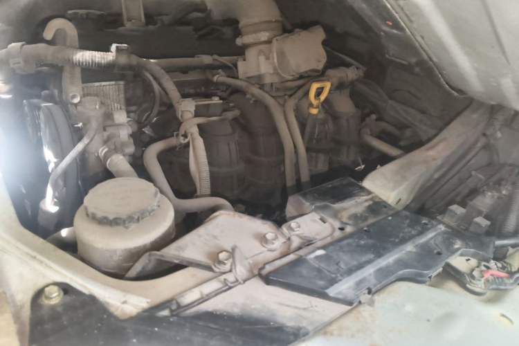 Used Jinbei Hiace 2016 2.4L Da Hai Shi L Flagship Edition Engine Bay Right