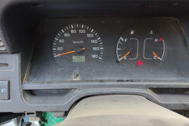 Used Jinbei Hiace  Odometer Close Up