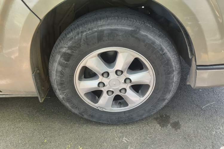 Used Jinbei Hiace 2016 2.4L Da Hai Shi L Flagship Edition Right Front Wheel Hub