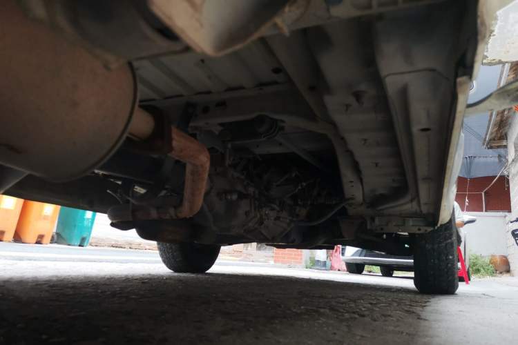 Used Jinbei Hiace 2016 2.0L Express Series Standard Version V19 Chassis Rear Right