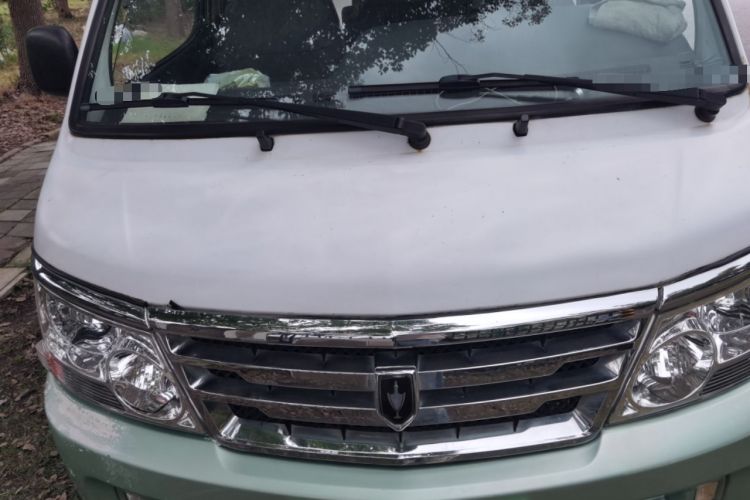 Used Jinbei Hiace  Engine Bay