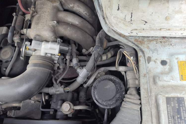 Used Jinbei Hiace  Engine Bay Left