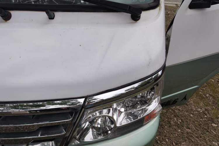 Used Jinbei Hiace  Engine Bay Left