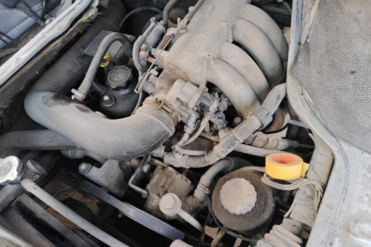 Used Jinbei Hiace  Engine Bay Left