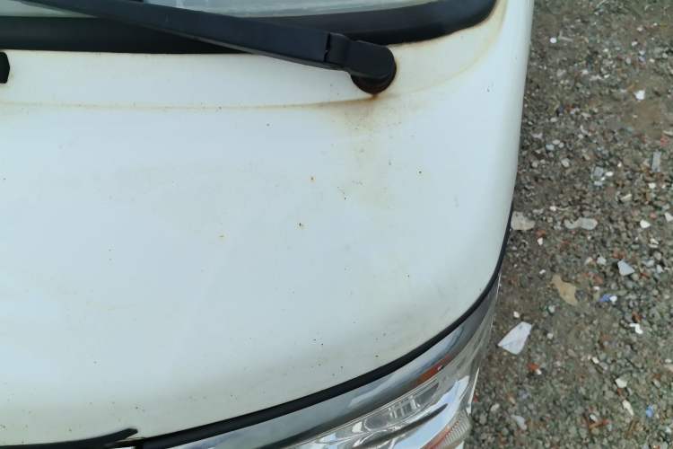 Used Jinbei Hiace 2016 2.0L Express Series Standard Version V19 Engine Bay Left