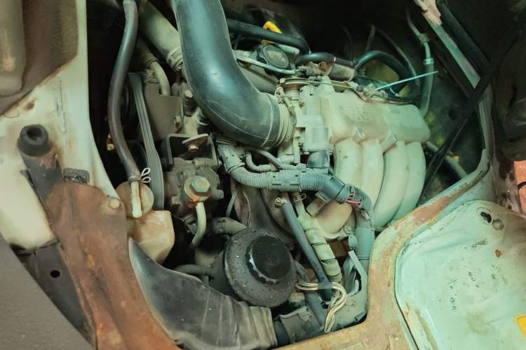 Used Jinbei Hiace  Engine Bay Right