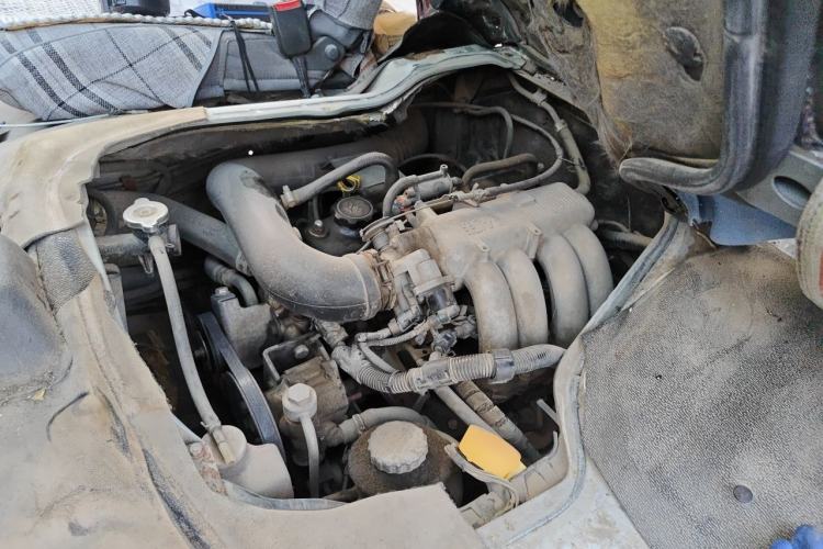 Used Jinbei Hiace  Engine Bay
