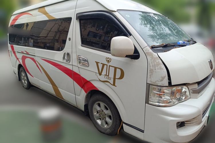 Used Jinbei Hiace 2016 2.4L Da Hai Shi W Standard Edition Front Right 45 Deg
