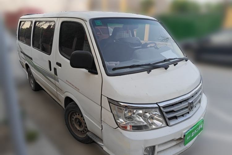 Used Jinbei Hiace  Front Right 45 Deg