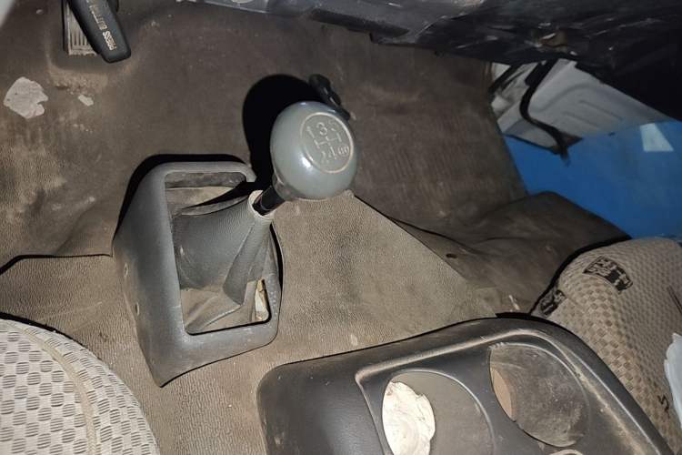 Used Jinbei Hiace  Gear Lever