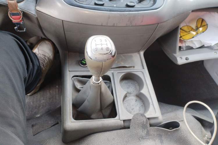 Used Jinbei Hiace  Gear Lever