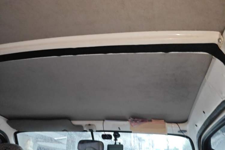 Used Jinbei Hiace 2016 2.0L Express Series Standard Version V19 Headliner
