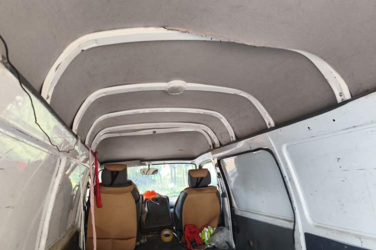 Used Jinbei Hiace 2016 2.0L Express Series Standard Version V19 Headliner