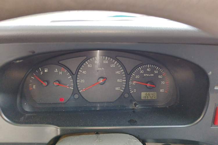 Used Jinbei Hiace 2016 2.0L Express Series Standard Version V19 Instrument Cluster