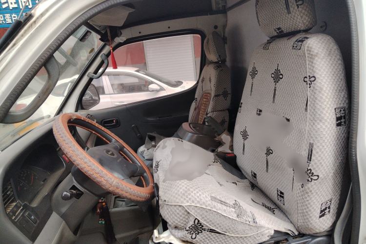 Used Jinbei Hiace 2016 2.2L Express Van Version V22 Left Front Seat