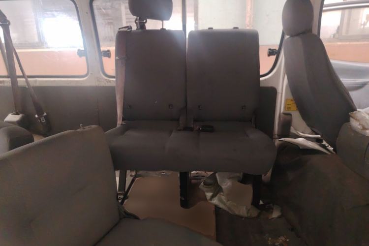 Used Jinbei Hiace 2016 2.0L Express Series Standard Version V19 Left Rear Seat