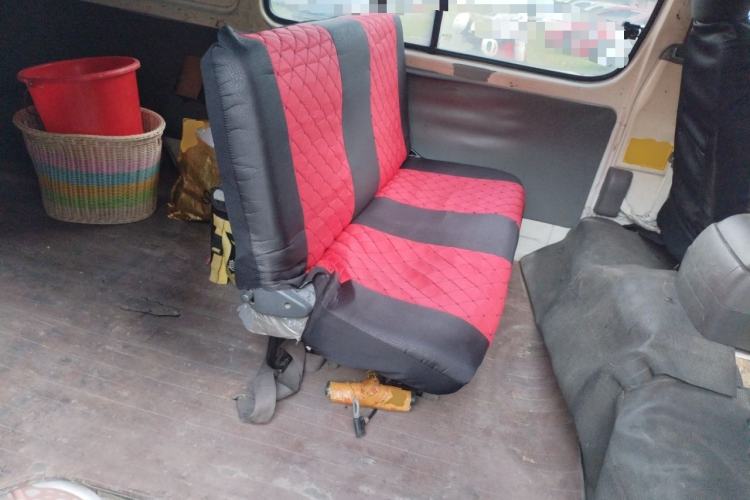 Used Jinbei Hiace  Left Rear Seat