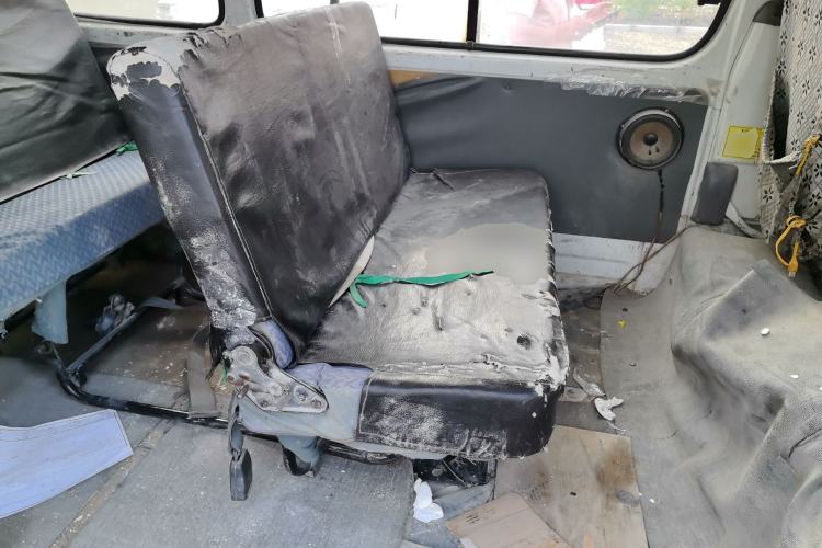 Used Jinbei Hiace 2016 2.0L Express Series Standard Version V19 Left Rear Seat